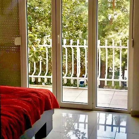 Apartament *